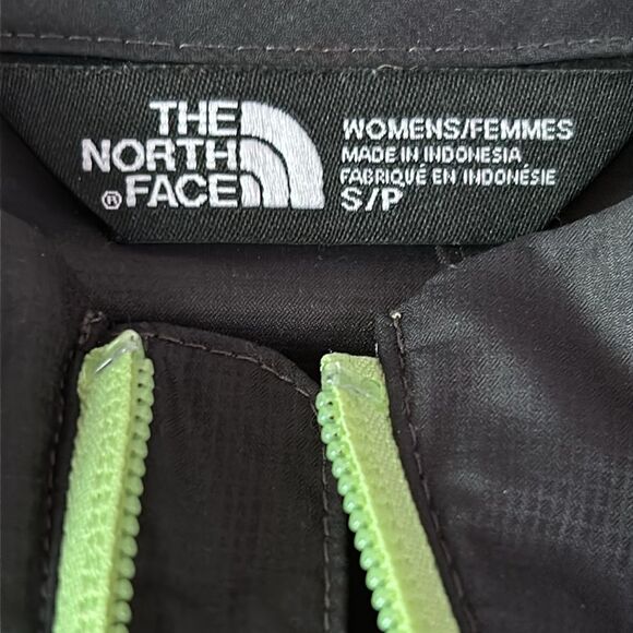 The North Face Windwall Black Jacket with Lime Accents - Picture 5 of 8